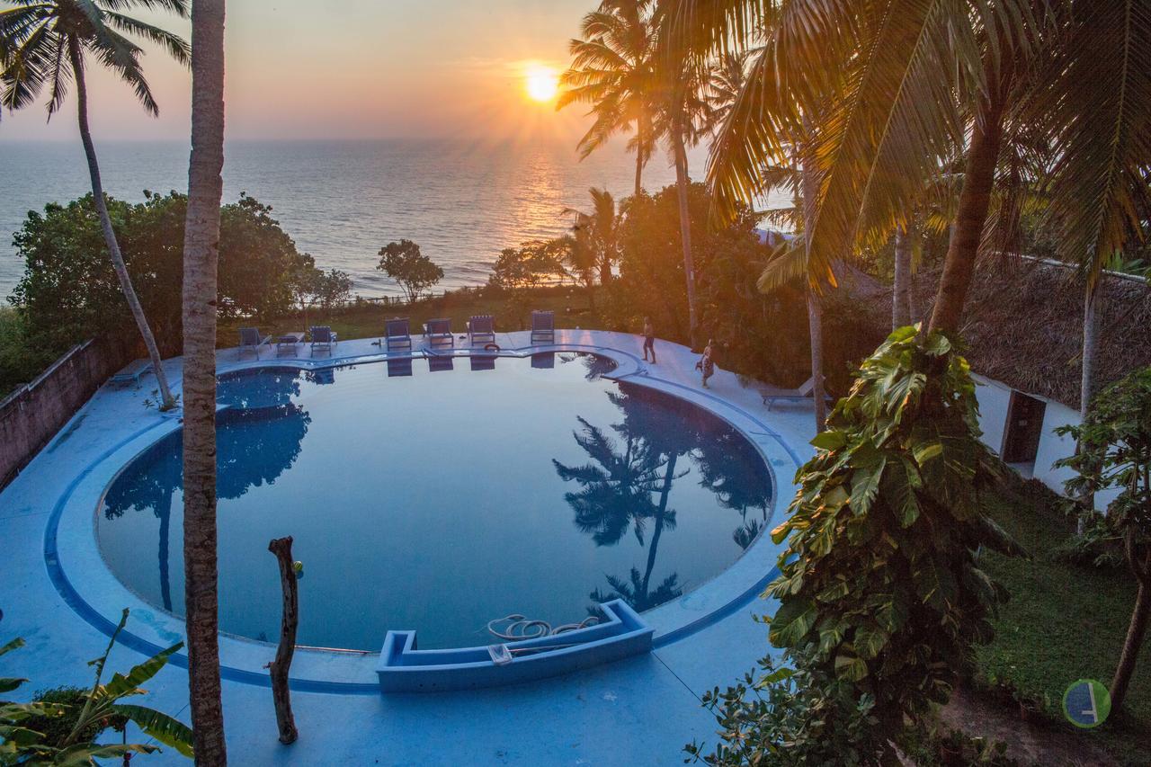 The Eco Hotel Varkala Exterior photo